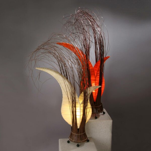 Bunga bordslampa i floral form, orange