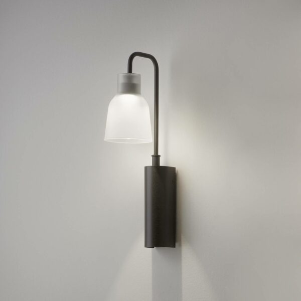 Bover Drip A/02 LED-vägglampa, mattvit